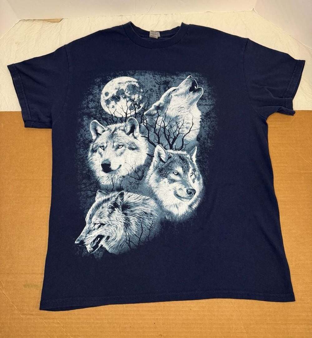 Gildan Heavy Cotton Navy Blue Wolf Pack Howling Moon Graphic T-Shirt Medium